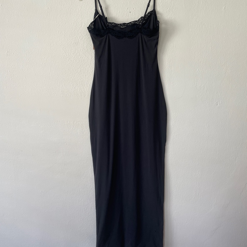 SKIMS Black Maxi Dress - Picture 6 of 13